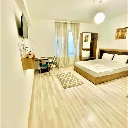 Aparthotel Ipsilanti House à Iasi Extérieur photo